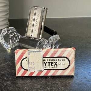 Vintage 1967-1970's Schick Krona DE TTO Safety Razor With 3 Safety Blades